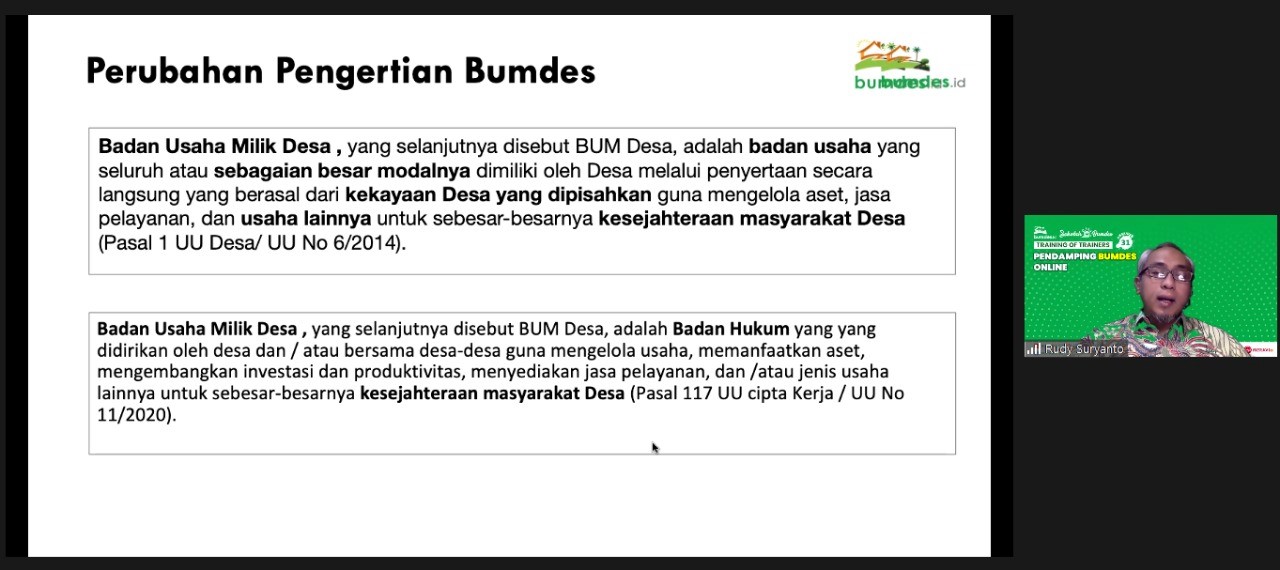 Gambar 2 Pemaparan Materi Revitalisasi Tata Kelola dan Unit Usaha Bumdes oleh Rudy Suryanto Founder Bumdes.id
